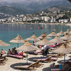 Hotel Emily's Himare